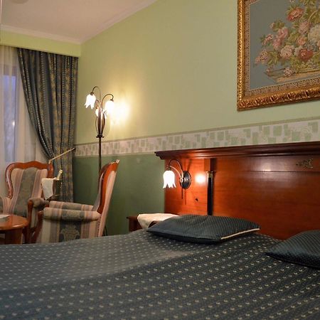 Grand Hotel Residence Boutique Hotel With Privat Wellnes (Adults Only) П'єштяни Екстер'єр фото