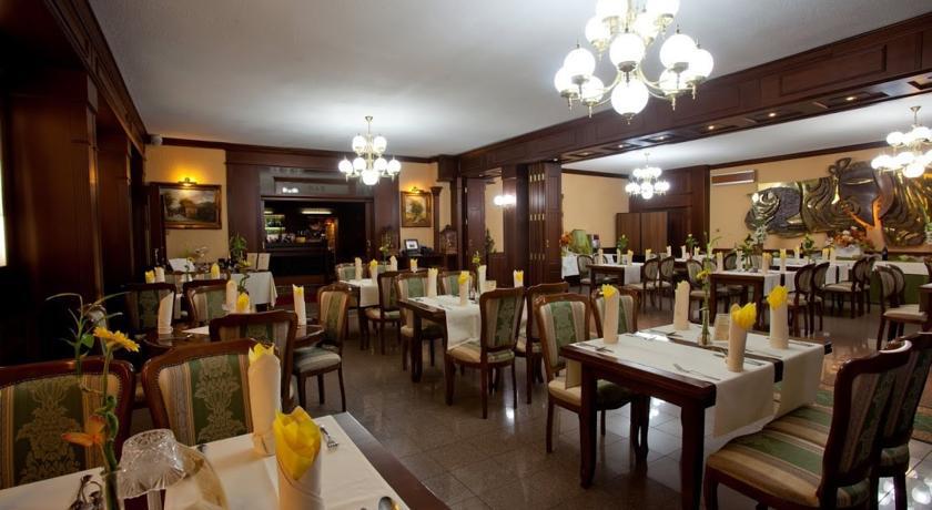 Grand Hotel Residence Boutique Hotel With Privat Wellnes (Adults Only) П'єштяни Екстер'єр фото